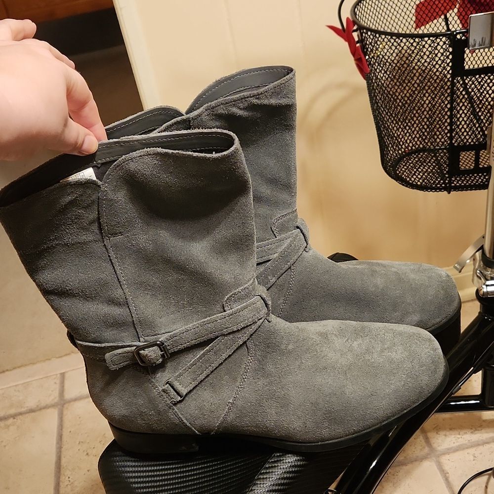 Koolaburra by UGG "Elista" Moto Gray Suede Mid-Calf Boots Size 10.5